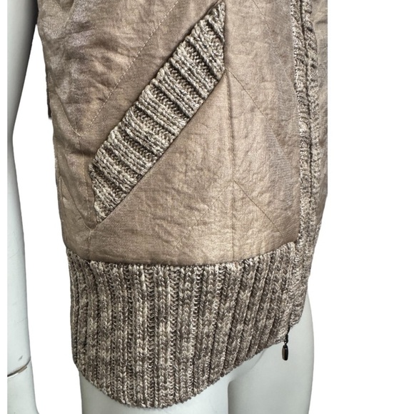 ST JOHN SPORT Gold Quilted Vest Ribbed Knit Detail Women Small NWOT - Picture 4 of 12